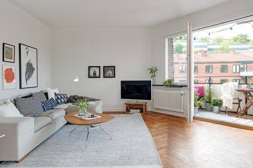 living-room-project-Swedish-crib-3